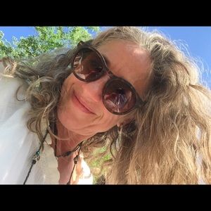 Meet your Posher, Tracy